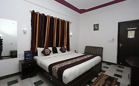 Hotel Priya Agra